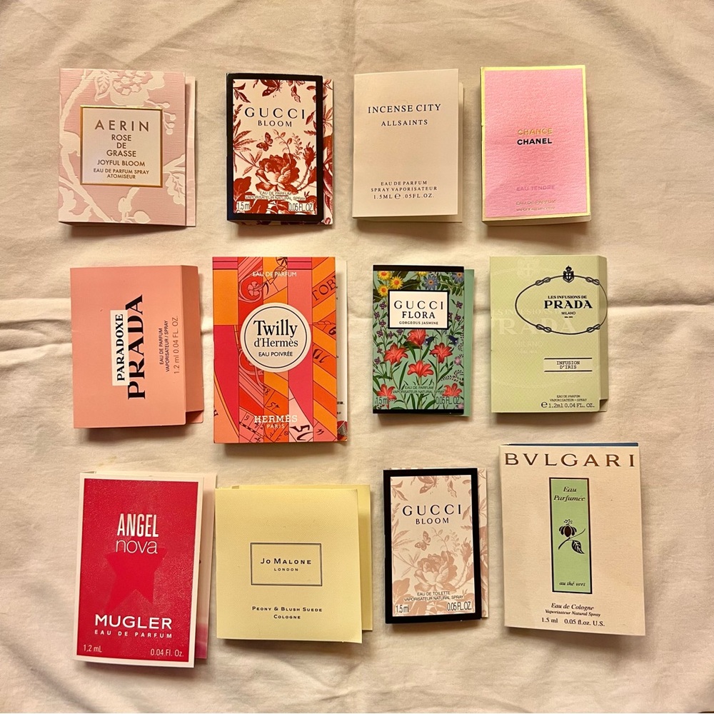 12 Assorted Luxury Perfume Samples